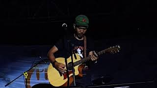 Iksan Skuter - Nyalakan Tanda Bahaya (Live at Pekan Seni FISIP Universitas Airlangga 2017) chords