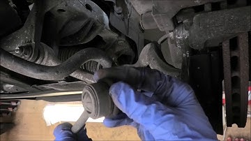 BMW e39 525i 2001 Auto front anti roll bar links removal and replacement