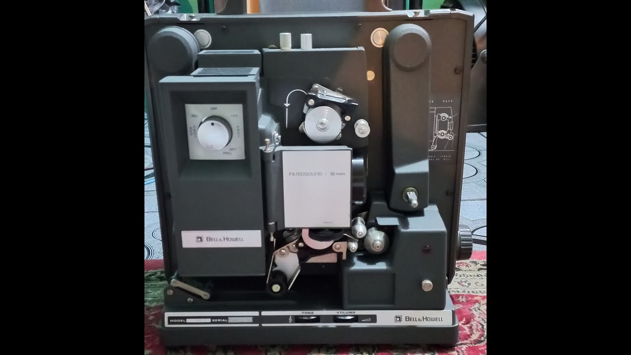 Proyector Bell & Howell 1574  16mm Filmosound