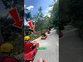 Todo iba bien… hasta que uno no pudo controlar el kart  🏎️ 😳