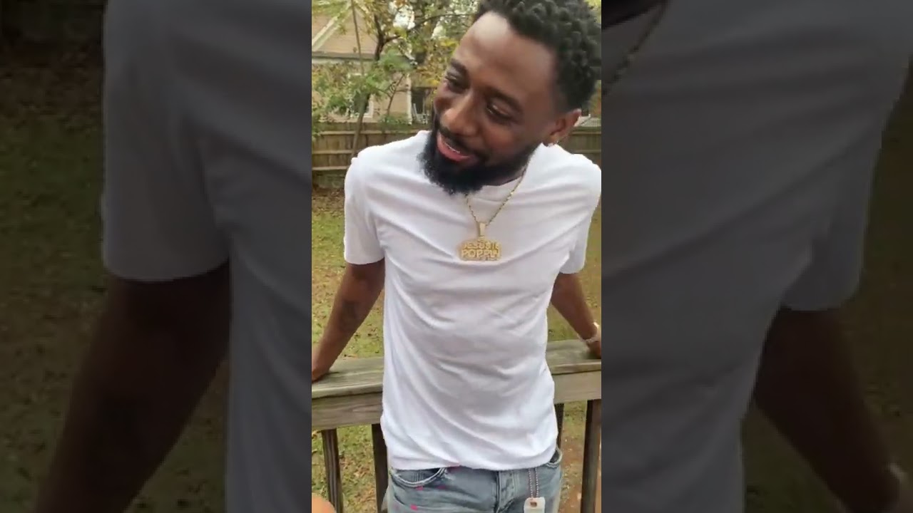When your girlfriend gets jealous when you vibe with her friend!