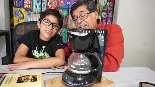 Cómo reparar una cafetera tapada - YouTube