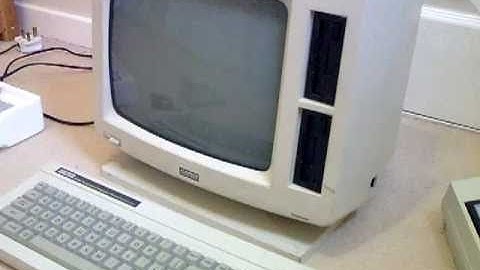 Amstrad PCW 8256 Computer - Review