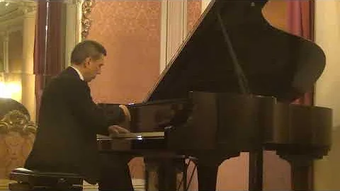 Marco Giovanetti plays Chopin
