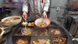 武漢大叔1米大鍋燉牛雜，88元一大碗滿滿全是肉，搭配滷味吃，真帶勁！【饞貓探店】
