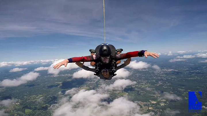 Marcia Moreno - Skydive Pepperell - www.skyjump.com