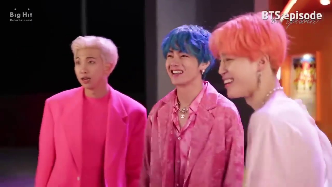 [LEGENDADO PTBR] BTS Boy With Luv Behind Scenes (MV
