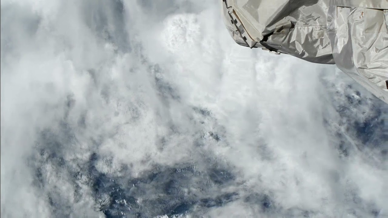 ISS High Definition Live Streaming Video of the Earth (HDEV)NASA · NASA30