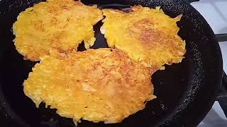 Драники с морковью и картофелем: готовятся просто, а получаются вкусно