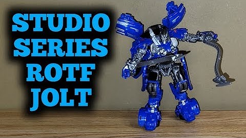 Transformers Studio Series Deluxe Class JOLT Review.