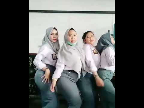 Gagal fokus sama yang gak pakek jilbab #viral #tiktok #jilbob #shorts