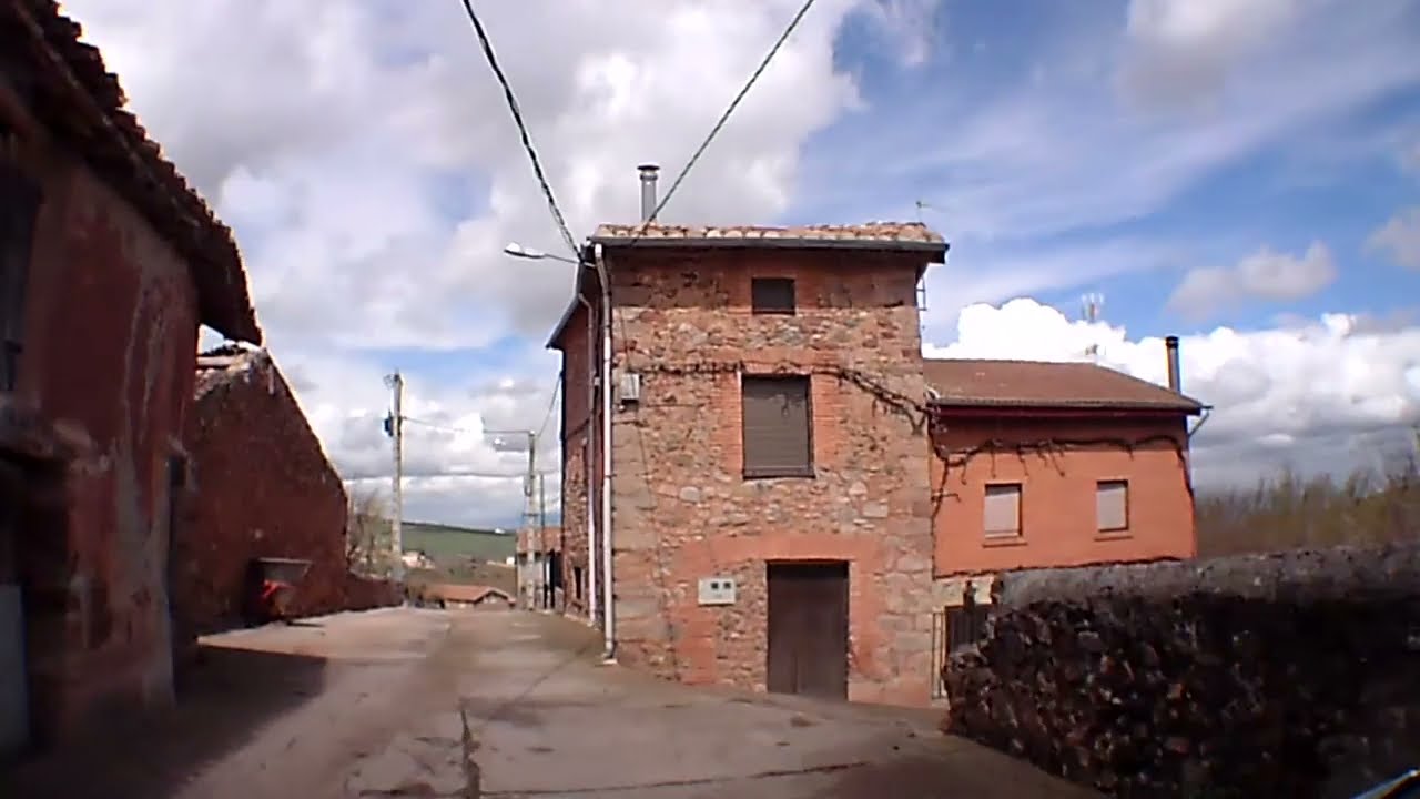 Salida de Estollo y pasando por San Andrés