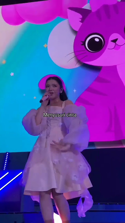 Cantik - Tiara Andini Live At Mall Taman Anggrek