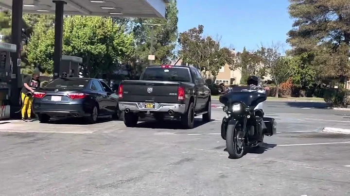 23 inch wheel on Harley Davidson street gilde no rake or tree rides great no wobble or shaking