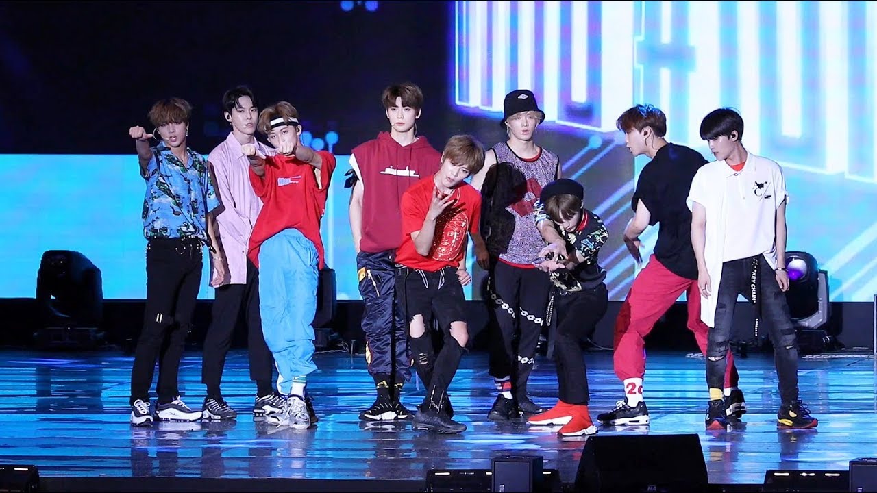 180723 NCT 127 - Cherry Bomb [2018 USF] 4K 직캠 by 비몽