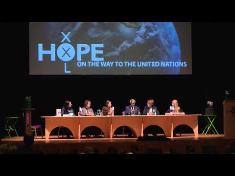 Kofi Annan at the HOPE XXL table (European HOPE XXL Conference Leiden)