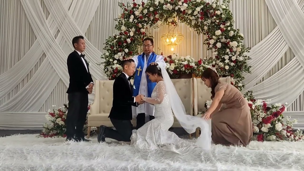 Freddy weds Elizabeth