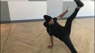 BREAKDANCING & BACKFLIPS- Hubby doing his thing! #breakdance #dance #fyp #acrobatics 