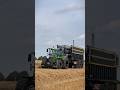 Team Schubert in der Getreideernte 🌾 #farming #jpagrar #landwirtschaft #agriculture #fendt #claas