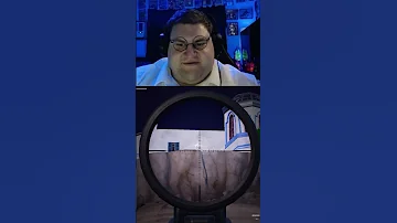 PETER GRIFFIN PLAYS FORTNITE