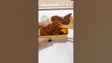 CƠM HỘP MI NI P556