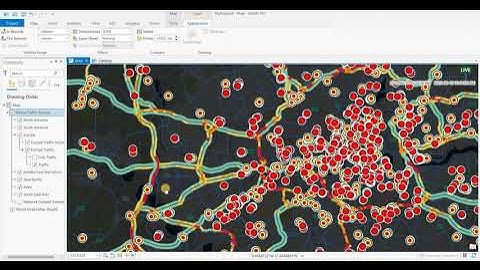 GIS users must see this cool tool! GIS Flicker Tool. Flash a layer on and off. (ESRI)