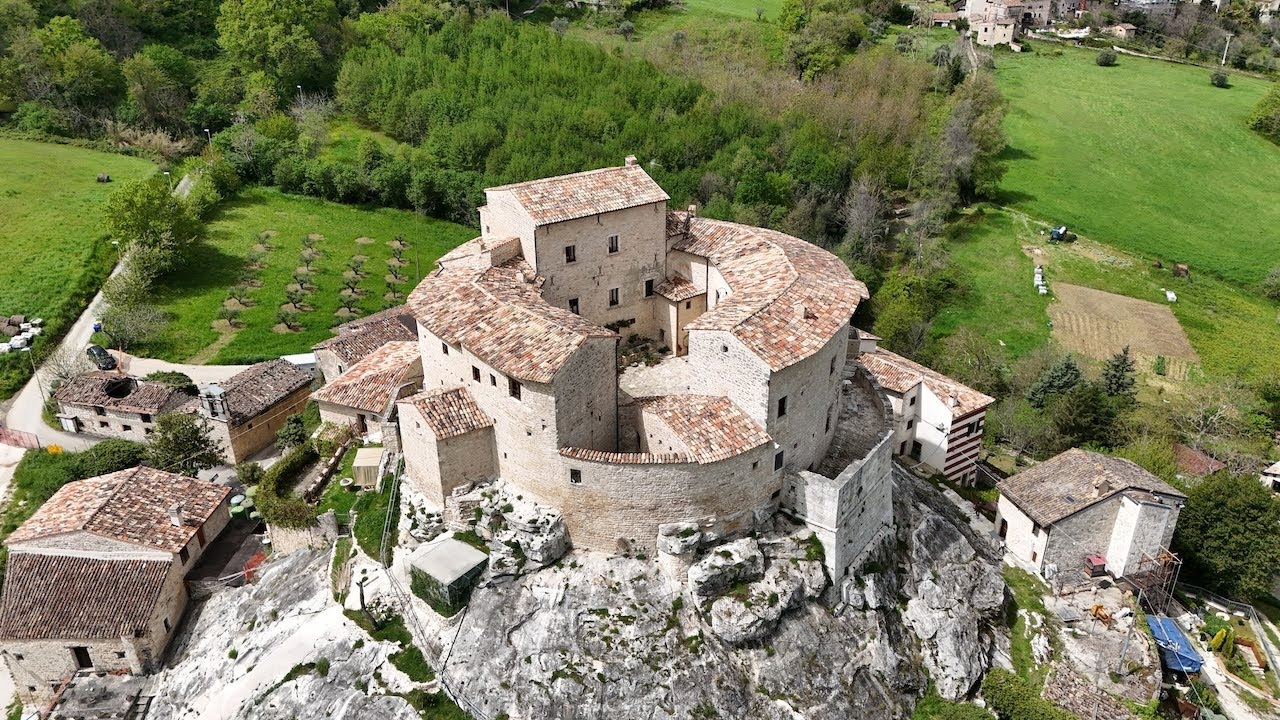 Castel di Luco (AP)