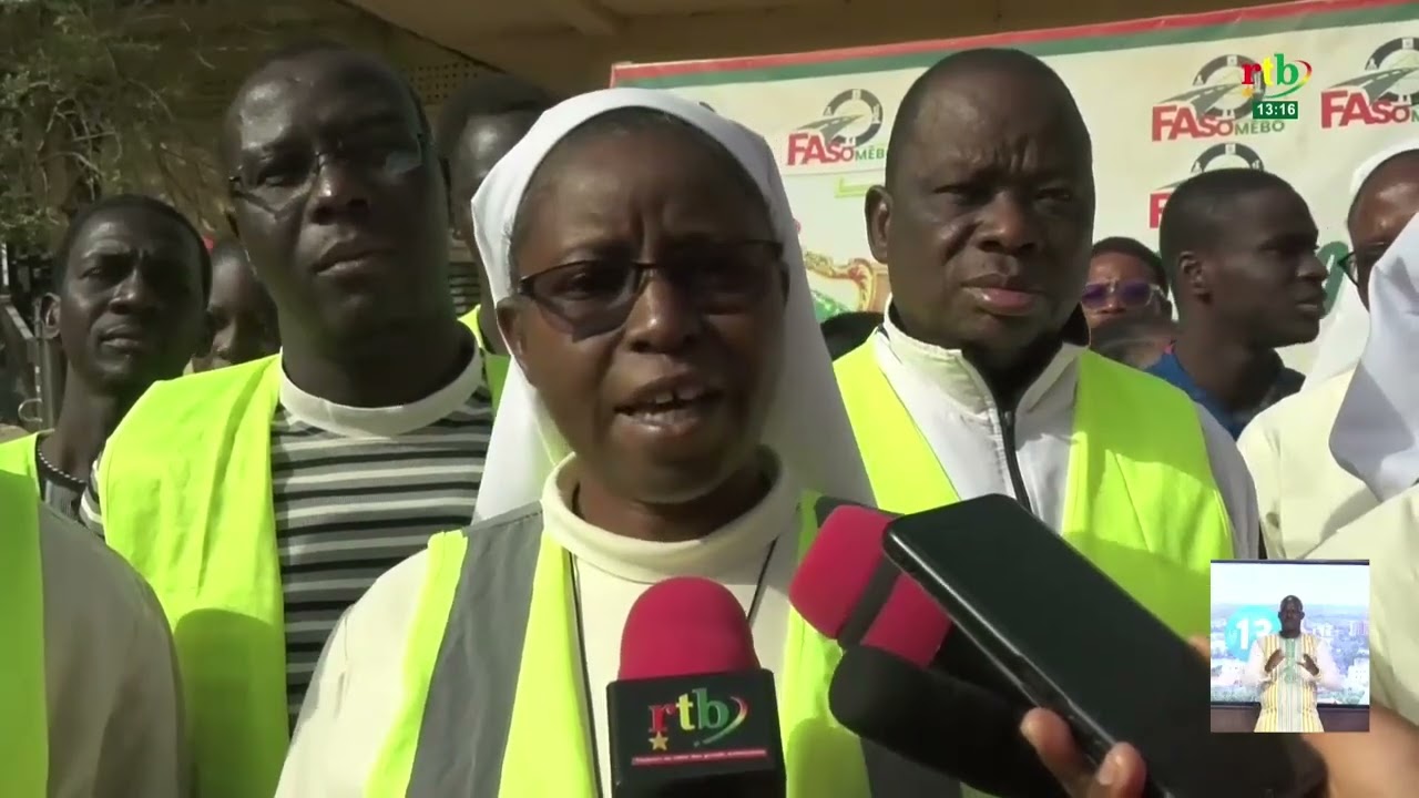 Le complexe scolaire Guira Imana de Ouagadougou offre 42 tonnes de sable à Faso Mêbo