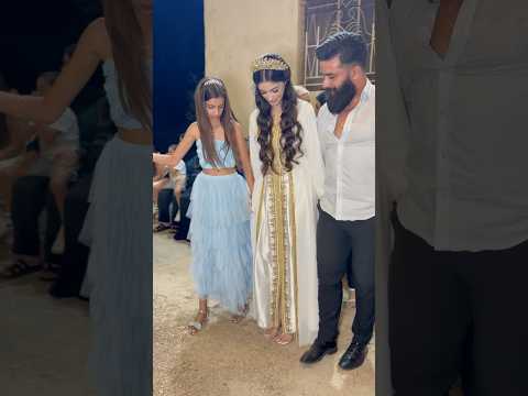 شاهد قوة البنت الصغيرة عالاول بالدبكة مع الامبراطور ملك الدبكة تامر عقيل   