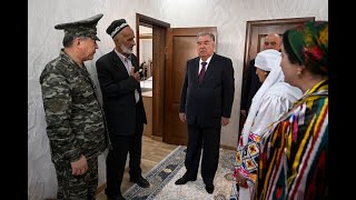 картинка: Ба истифода додани манзилҳои истиқоматӣ ба сокинони аз заминларза зарардидаи ноҳияи Рашт