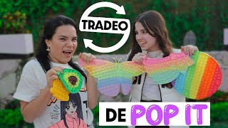 TRADEO DE POPITS CON NATALIA QUE ME QUIERE GANAR | AnaNANA TOYS