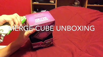 Solving a Rubik’s cube in augmented reality (Merge cube unboxing & review)
