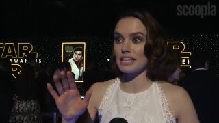 The Newcomers Of Star Wars Reveal What It Was Like Filming The Force Awakens | Scoopla
We spoke to the new cast members of Star Wars: The Force Awakens about what it was like filming on set.
Subscribe! http://bit.ly/celebscoopla
Scoopla brings you all the latest trending stories and celebrity gossip from Australia and around the world! Subscribe for exclusive uncut interviews with the stars, plus see all the funny moments we have backstage.
Website: http://www.scoopla.com
Facebook: http://www.facebook.com/celebscoopla
Twitter & Instagram: @Scoopla
Snapchat: scooplasnap
Tumblr: scoopla The Newcomers Of Star Wars Reveal What It Was Like Filming The Force Awakens | Scoopla