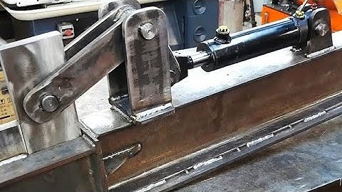 Making Hydraulic Log Splitter
