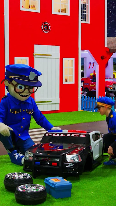 The Kids build a police car 🚓 #shorts