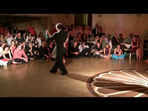 Paula Gurini y Mariano Bielak - Color Tango - Yuntade oro