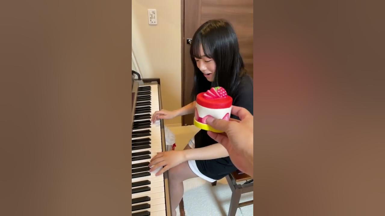 ピアノ弾きながら・・・ #shorts