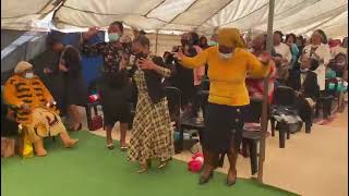 Udeliwe Ushiyiwe Ngabantu, Uyindoda Enomvandedwa Bardale