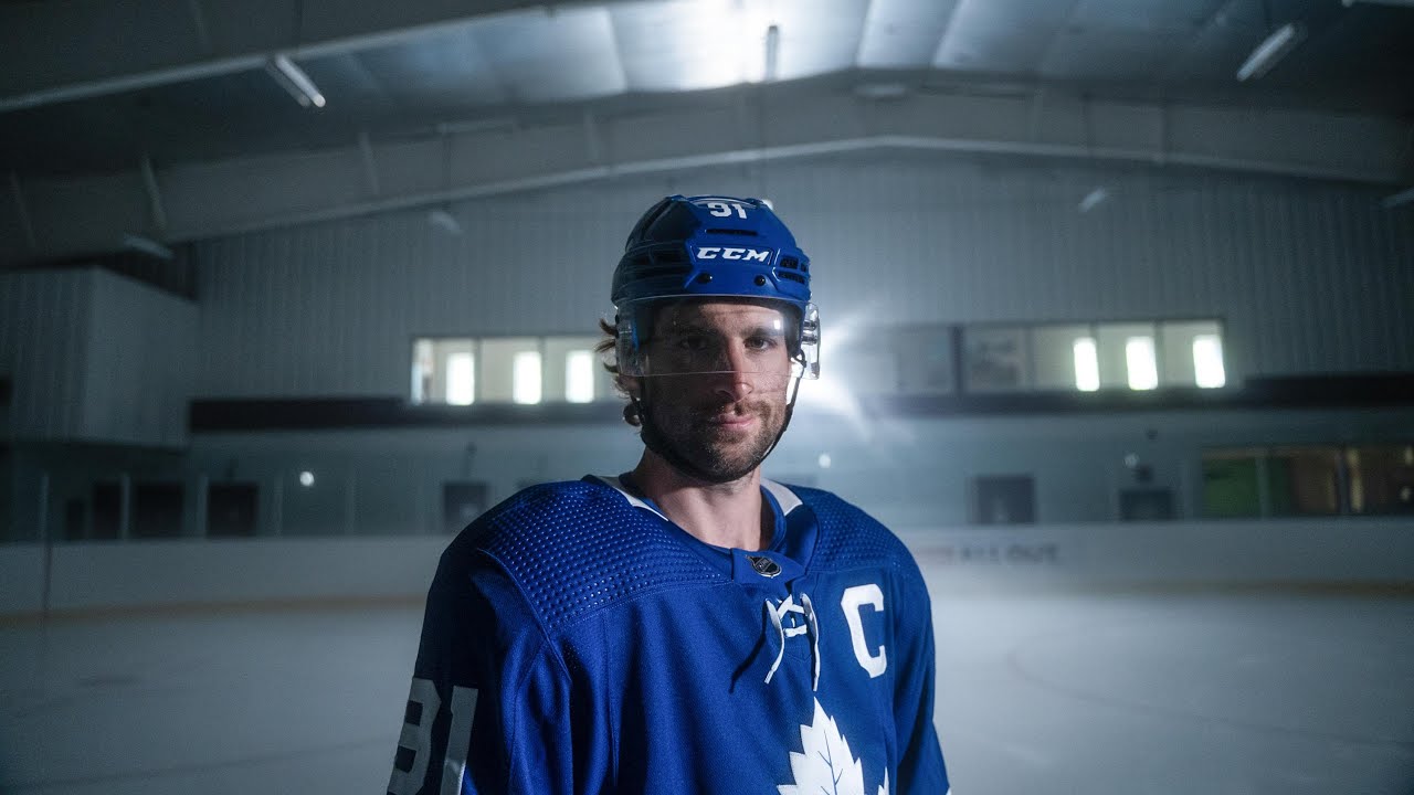 CCM Hockey: John Tavares on the Super Tacks X Total Custom helmet