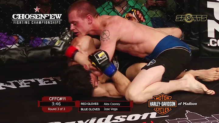 Chosen Few Fighting Championship Alex Cooney vs Jo...