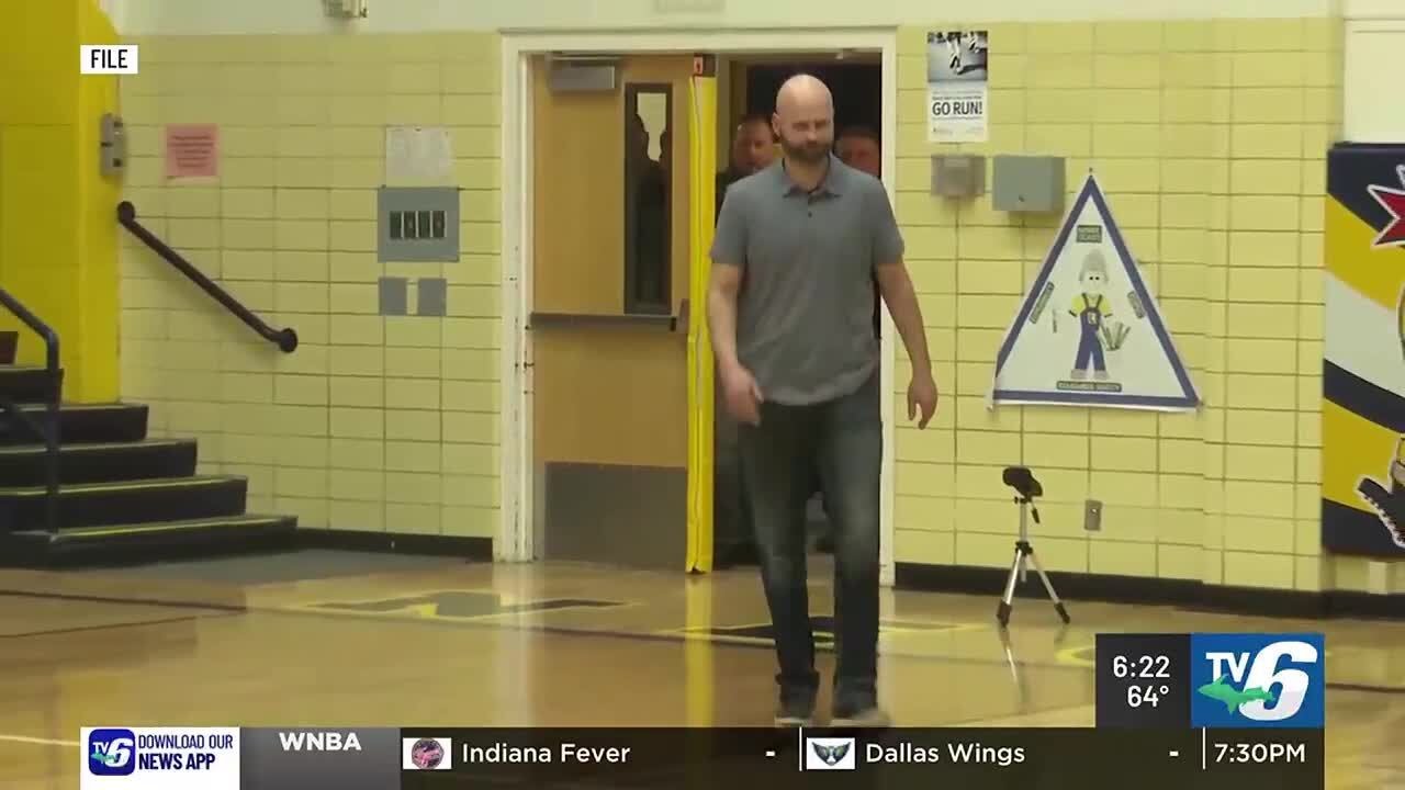 Negaunee hires Bill Hill as boys’ basketball head coach