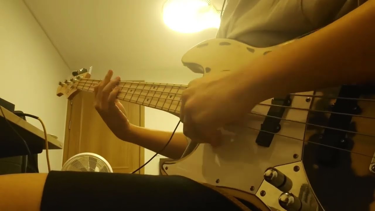 Eve - Ghost avenue bass cover