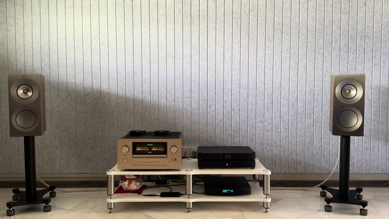 Accuphase E800, MSB Discrete DAC, Lumin U2 + KEF Reference 1 Meta