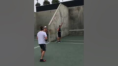 Rocky Carson #QuickTip Series 19 - Video 10 - Focus Points for the Overhead Serve