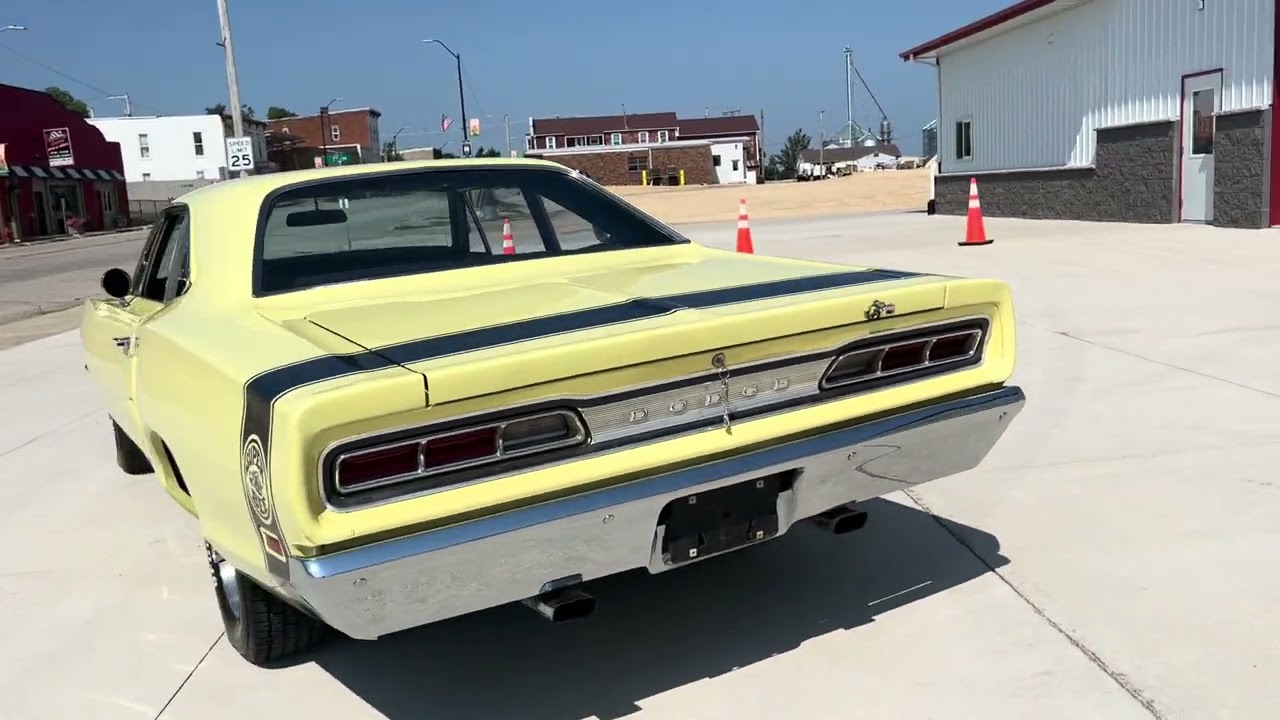 1969 dodge super bee - YouTube