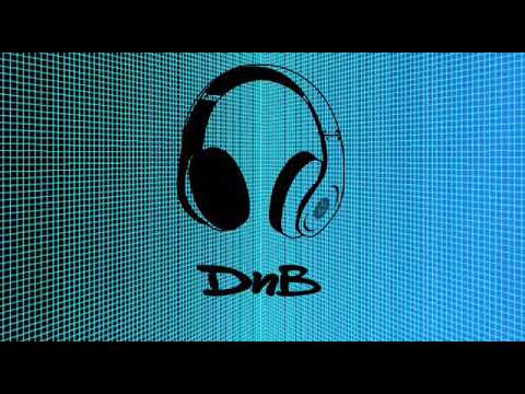 Jayline & Macky Gee - Traktor