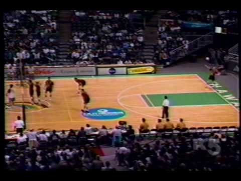 Hawaii Warrior Men Volleyball '97 - Warriors Vs La...