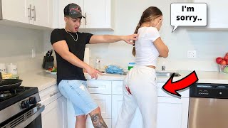 HAVING A PERIOD ACCIDENT IN FRONT OF MY BOYFRIEND!! *HIS REACTION*