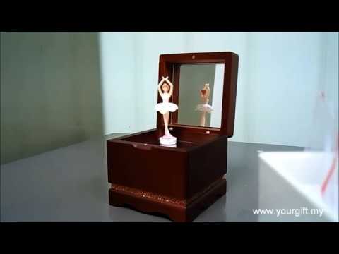 Dancing Ballerina Wooden Music Box CS0342