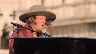 Zucchero - Amore Adesso! (No Time for Love Like Now - Michael Stipe & Aaron Dessner) chords